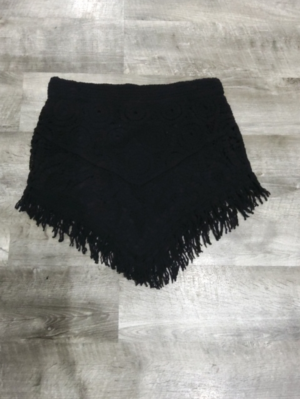 Surf Gypsy Women's Black Crochet Fringe Skirt Size Large